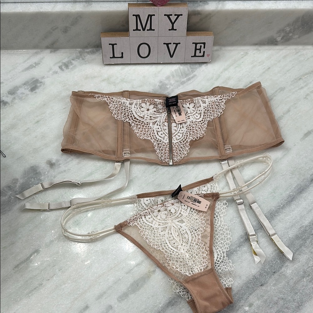 Elegant Lace Intimates Garter & Panty Set in Cream and Tan